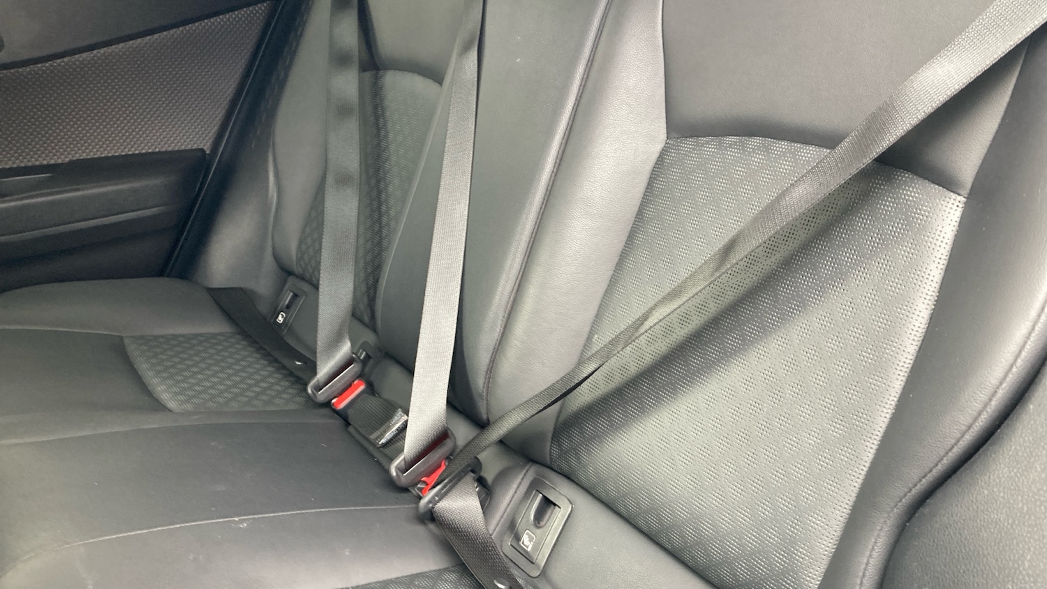 Used Toyota C-HR 2023 for sale - 78149864: Photo 21