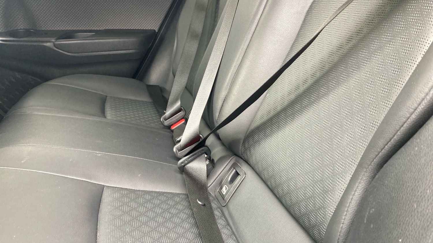 Used Toyota C-HR 2023 for sale - 78149864: Photo 22