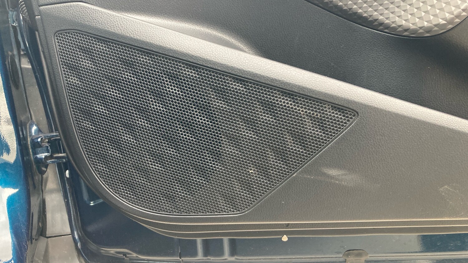 Used Toyota C-HR 2023 for sale - 78149864: Photo 33