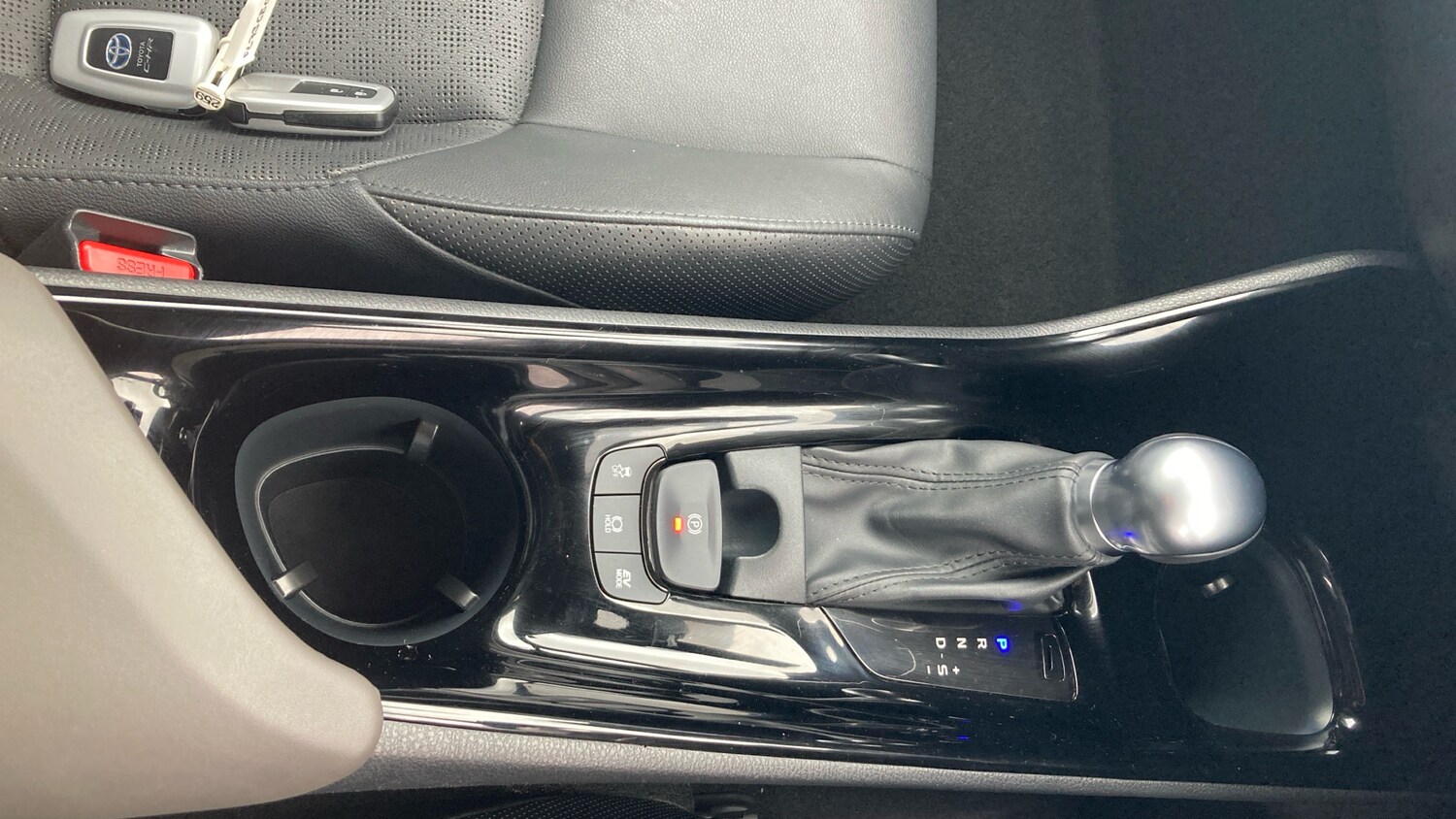 Used Toyota C-HR 2023 for sale - 78149864: Photo 38