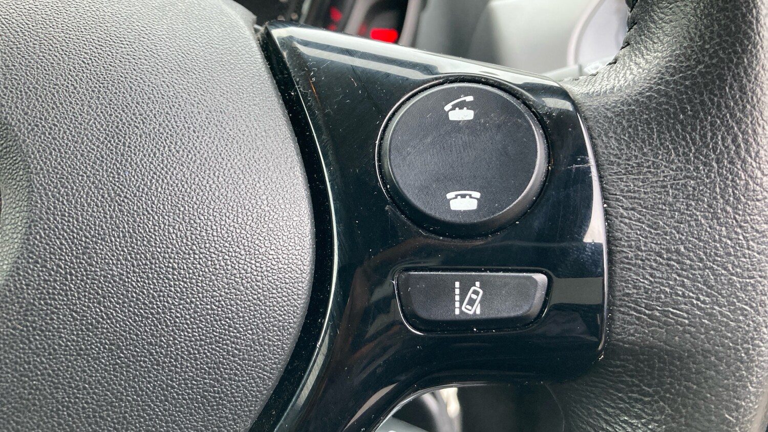 Used Toyota AYGO 2021 for sale - 77873180: Photo 36