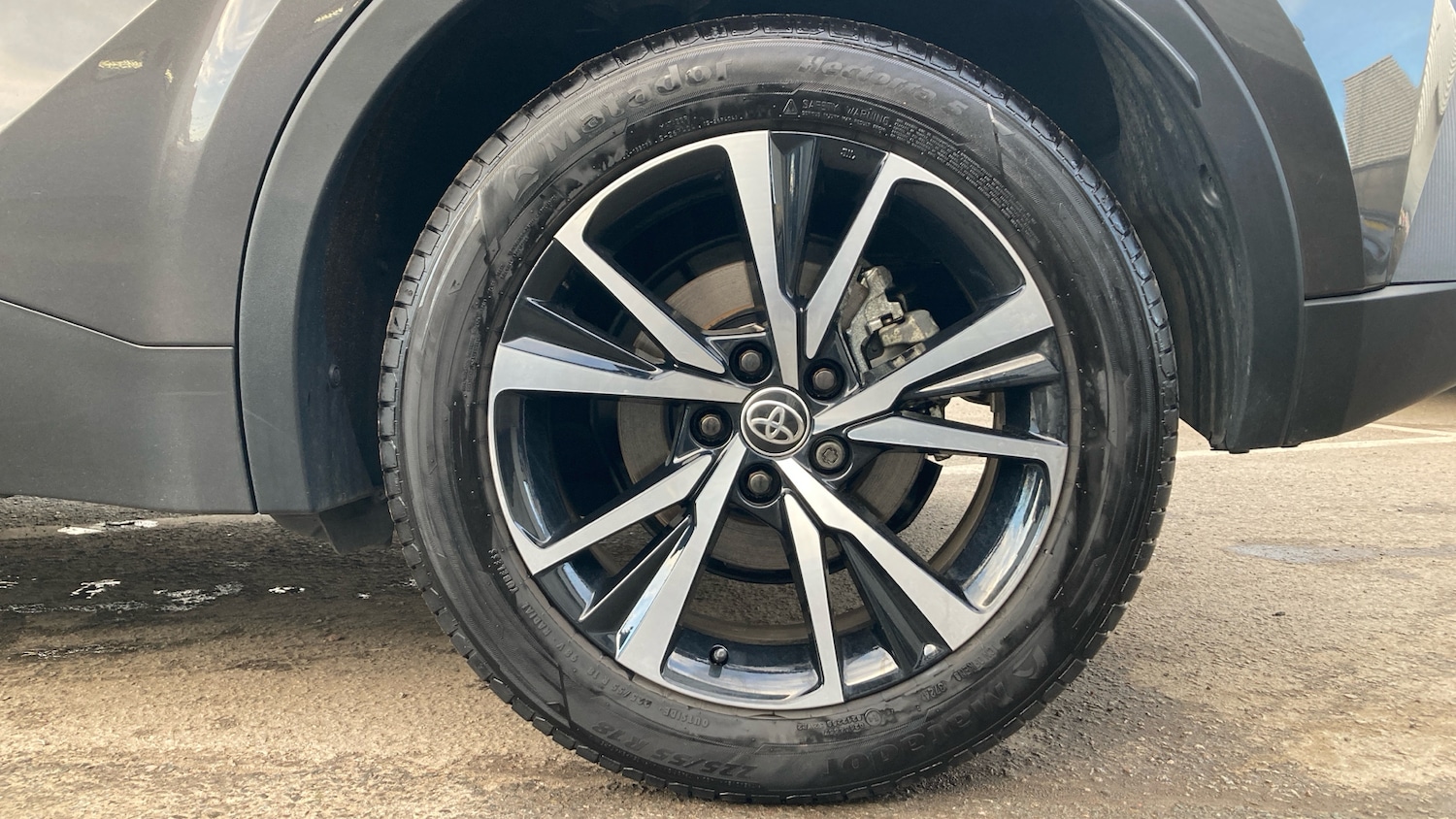 Used Toyota C-HR 2024 for sale - 76692653: Photo 18