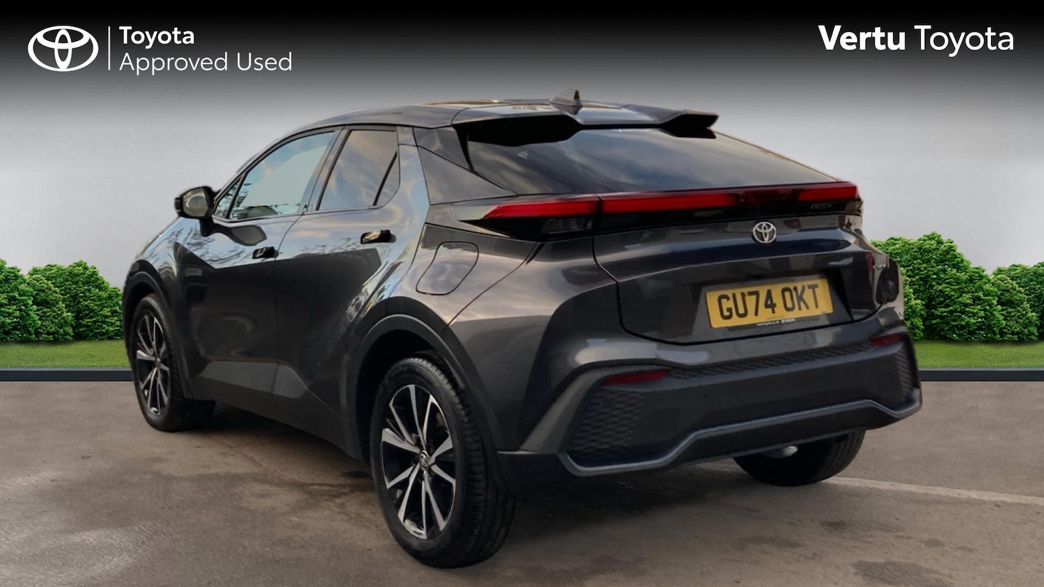 Used Toyota C-HR 2024 for sale - 76692653: Photo 4