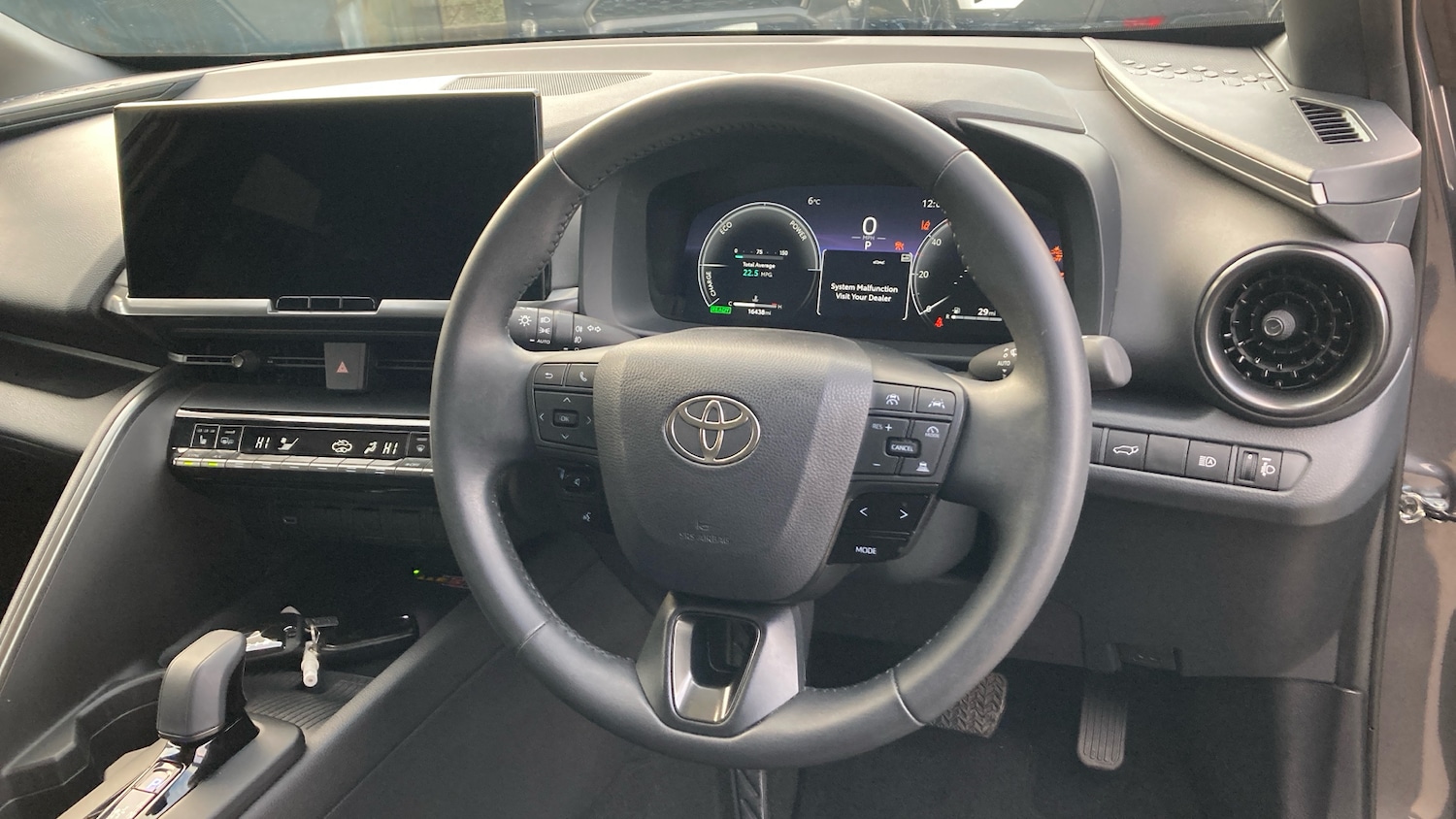 Used Toyota C-HR 2024 for sale - 76692653: Photo 8