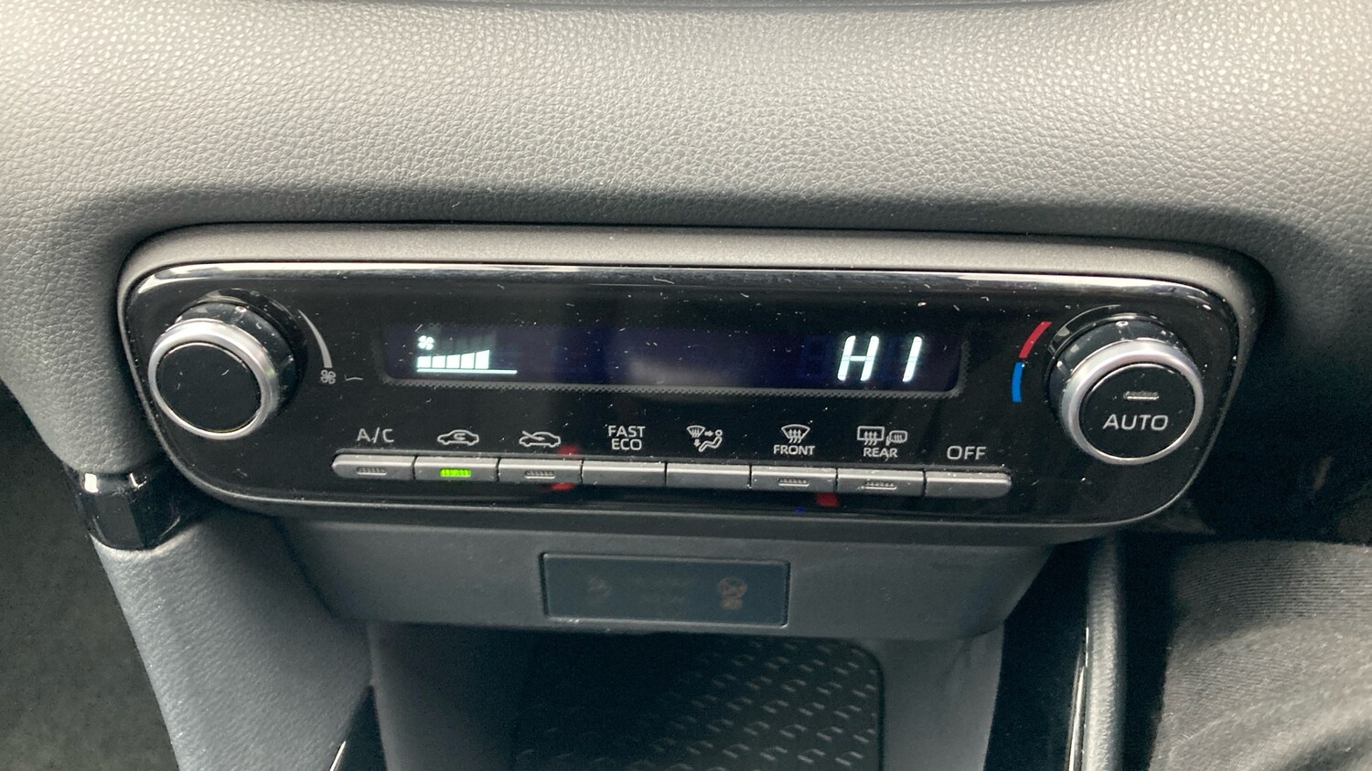 Used Toyota Yaris 2024 for sale - 78163159: Photo 37