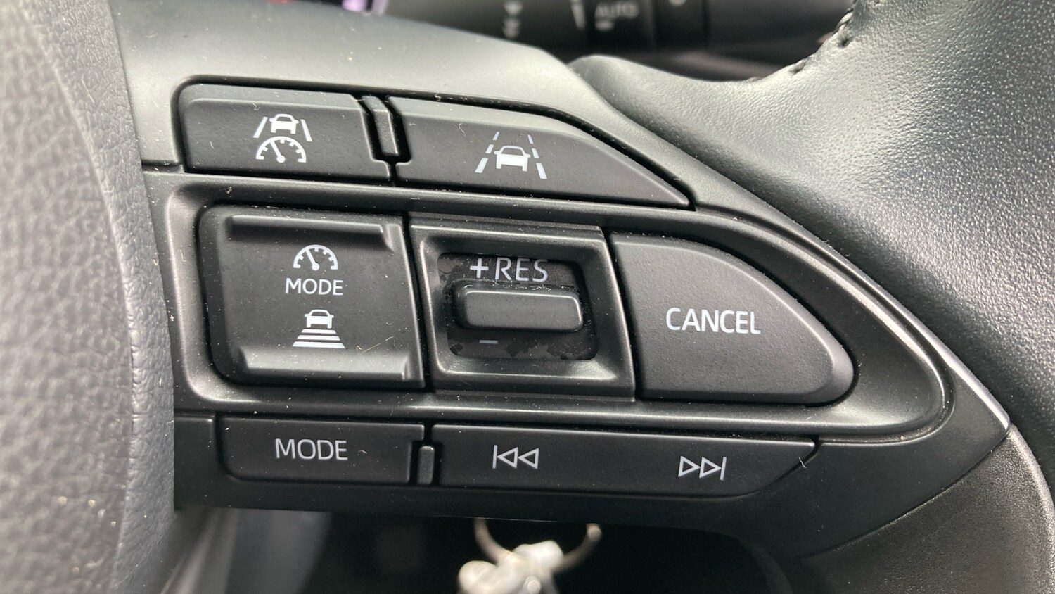 Used Toyota Yaris 2024 for sale - 78163159: Photo 39