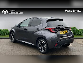 Used Toyota Yaris 2024 for sale - 78163159: Photo