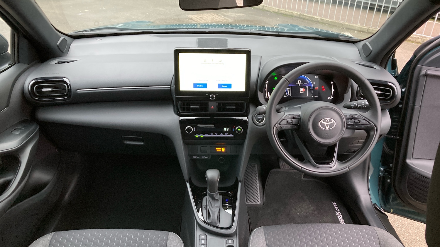 Used Toyota Yaris Cross 2025 for sale - 77450237: Photo 5