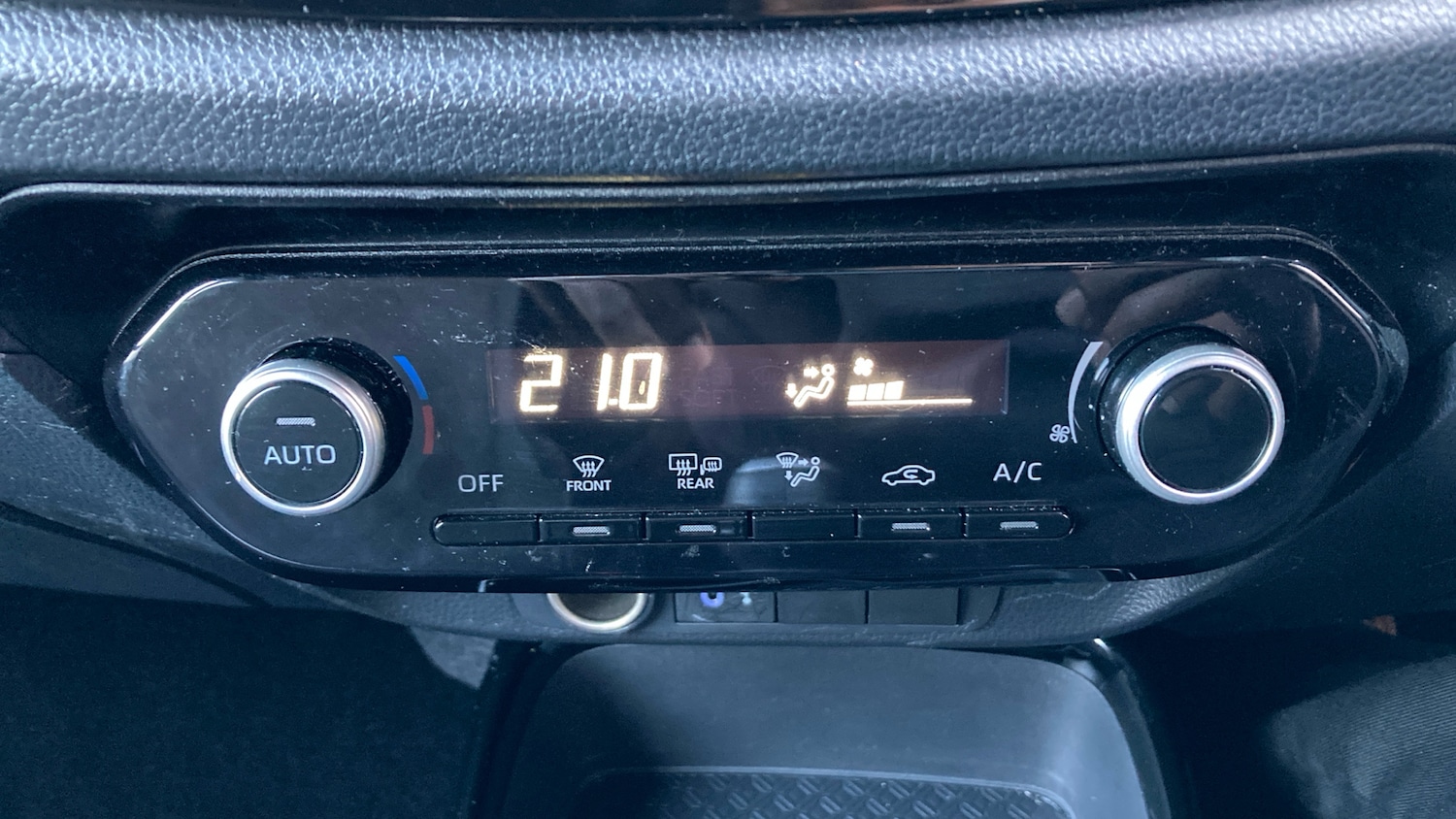 Used Toyota Aygo X 2025 for sale - 77197988: Photo 37