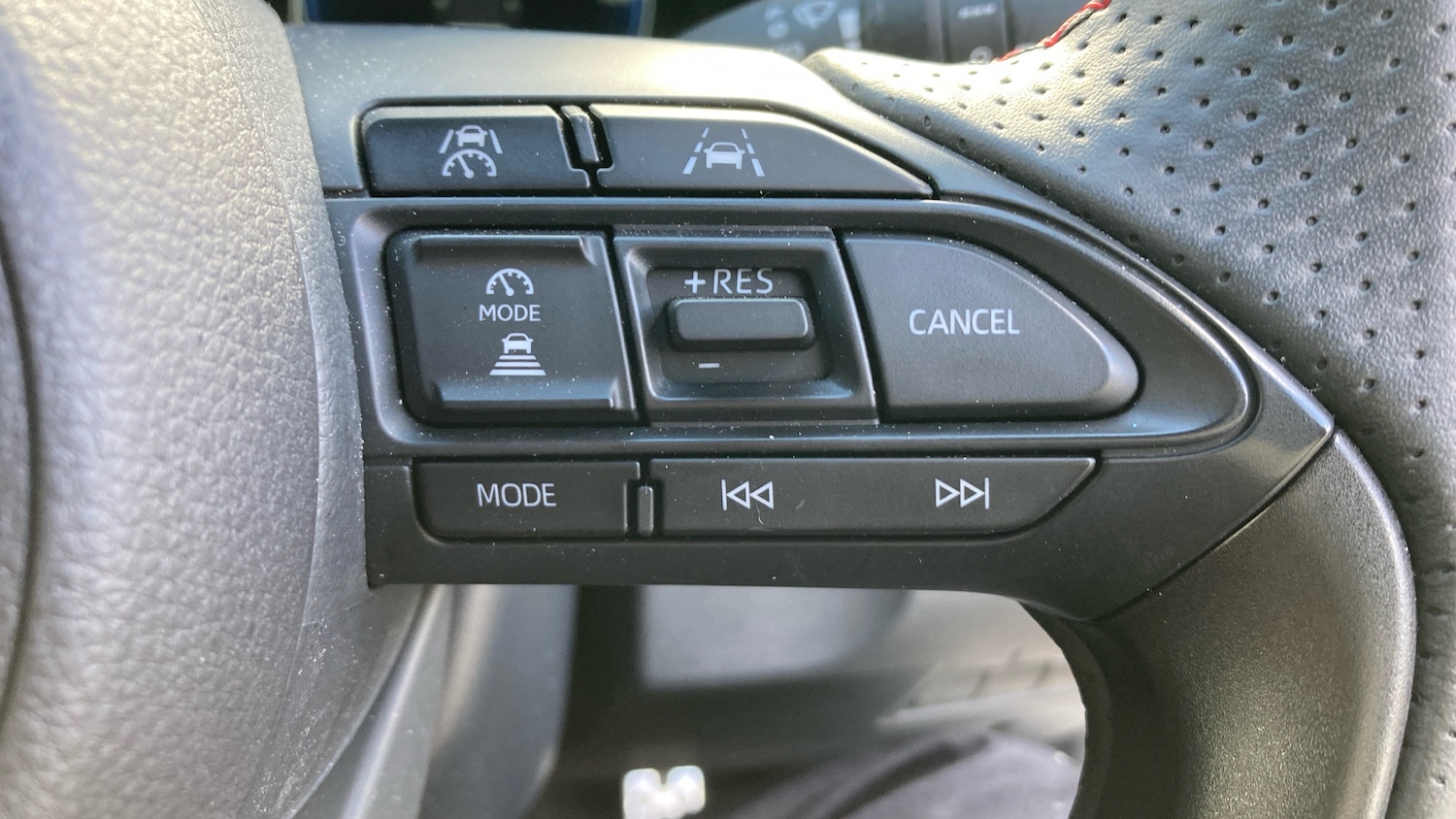 Used Toyota Yaris 2025 for sale - 76076276: Photo 38