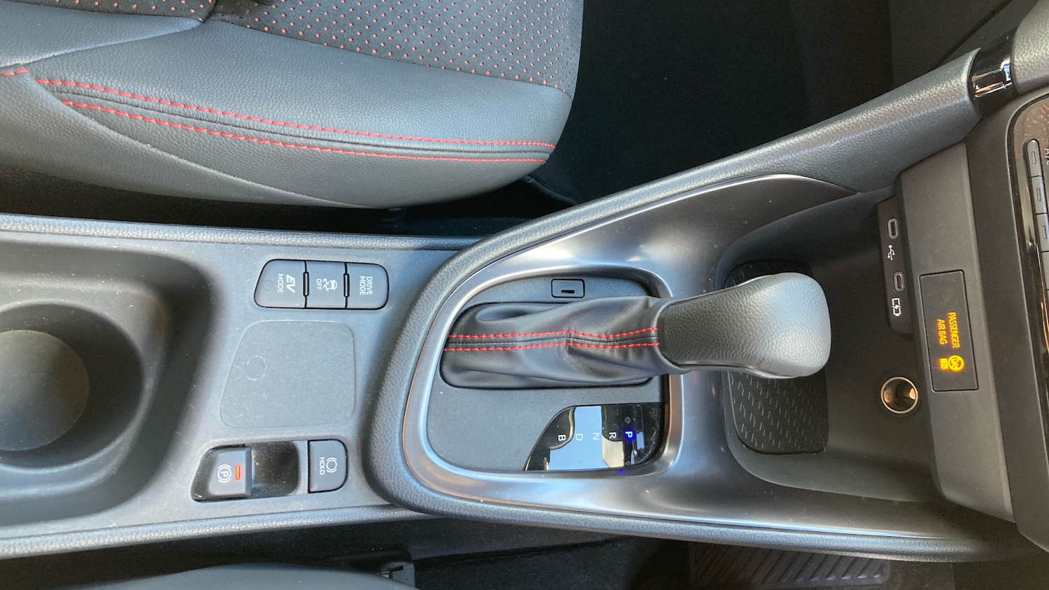 Used Toyota Yaris 2025 for sale - 76076276: Photo 40