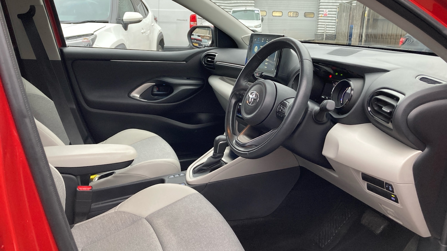 Used Toyota Yaris 2023 for sale - 77116386: Photo 11