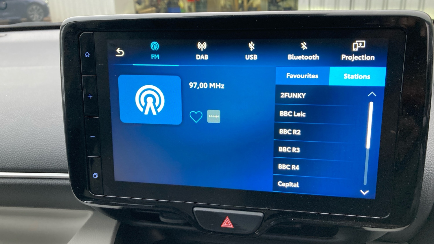 Used Toyota Yaris 2023 for sale - 77116386: Photo 27