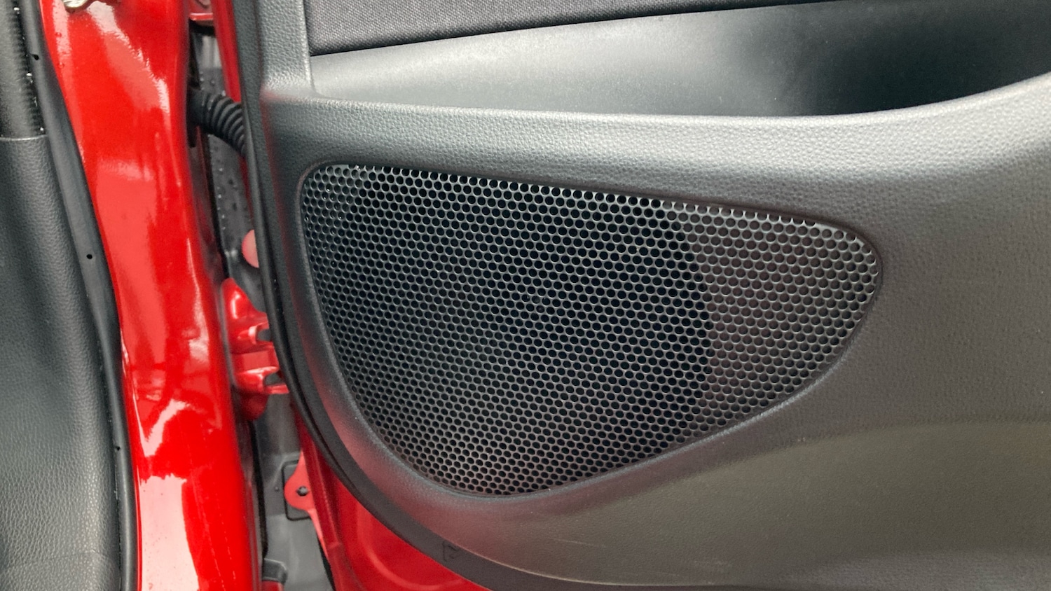 Used Toyota Yaris 2023 for sale - 77116386: Photo 33