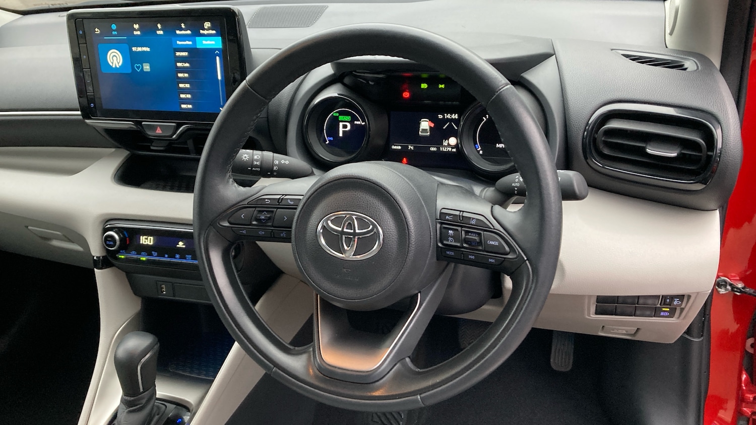 Used Toyota Yaris 2023 for sale - 77116386: Photo 6