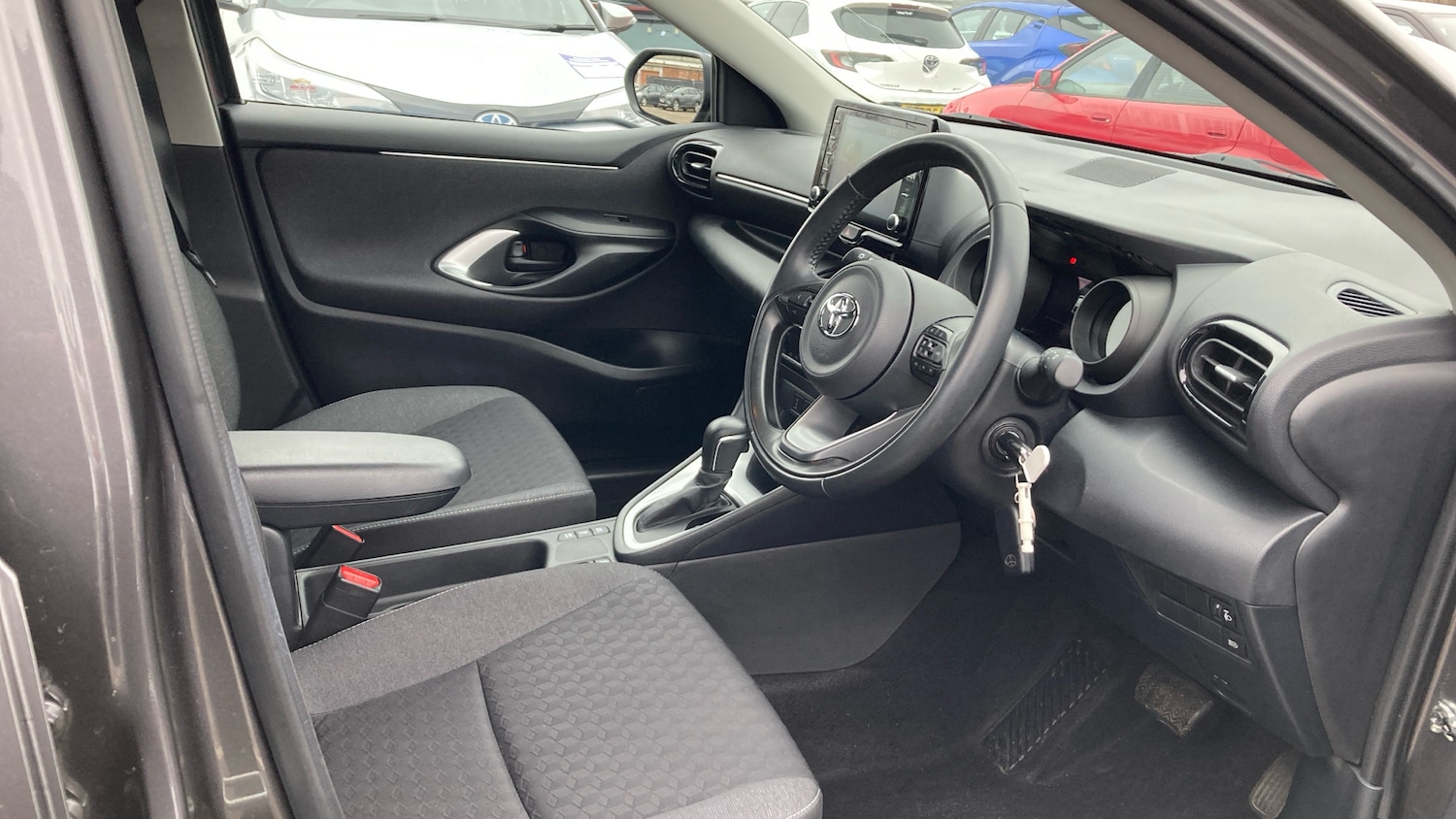Used Toyota Yaris 2022 for sale - 77326745: Photo 11