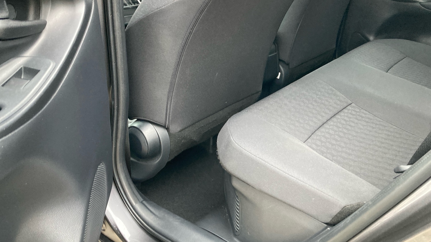 Used Toyota Yaris 2022 for sale - 77326745: Photo 13