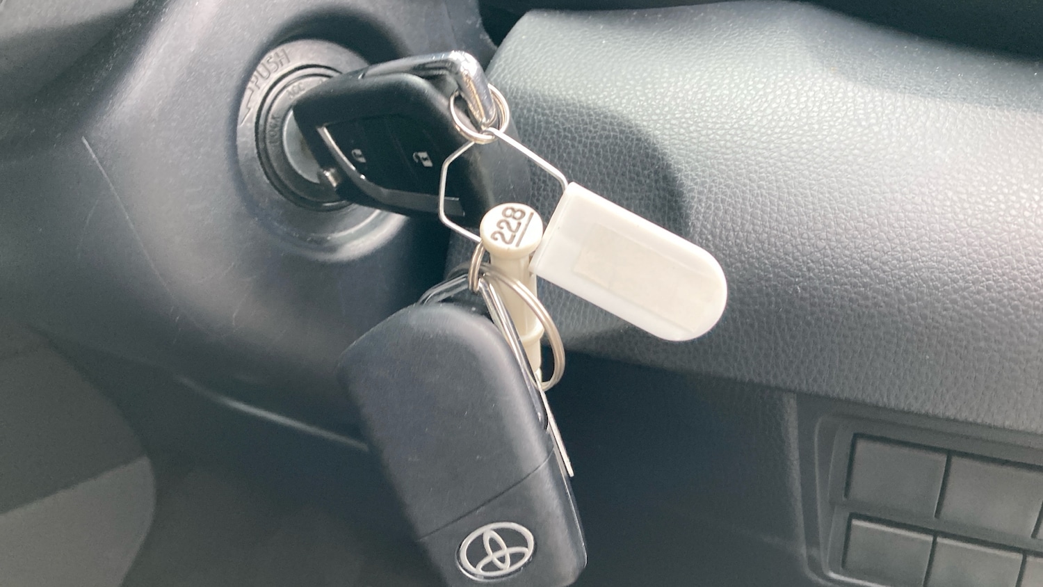 Used Toyota Yaris 2022 for sale - 77326745: Photo 35