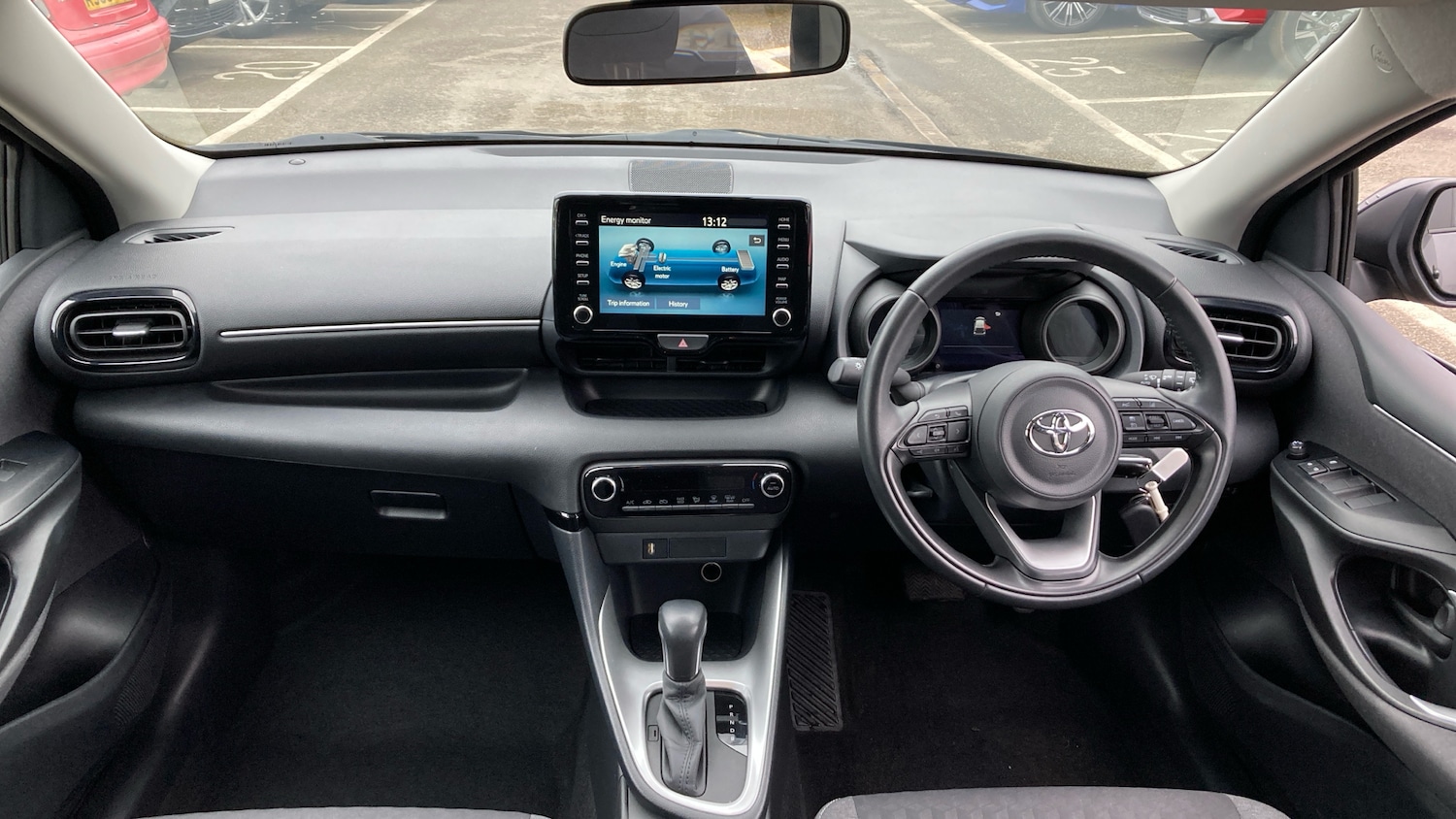 Used Toyota Yaris 2022 for sale - 77326745: Photo 5