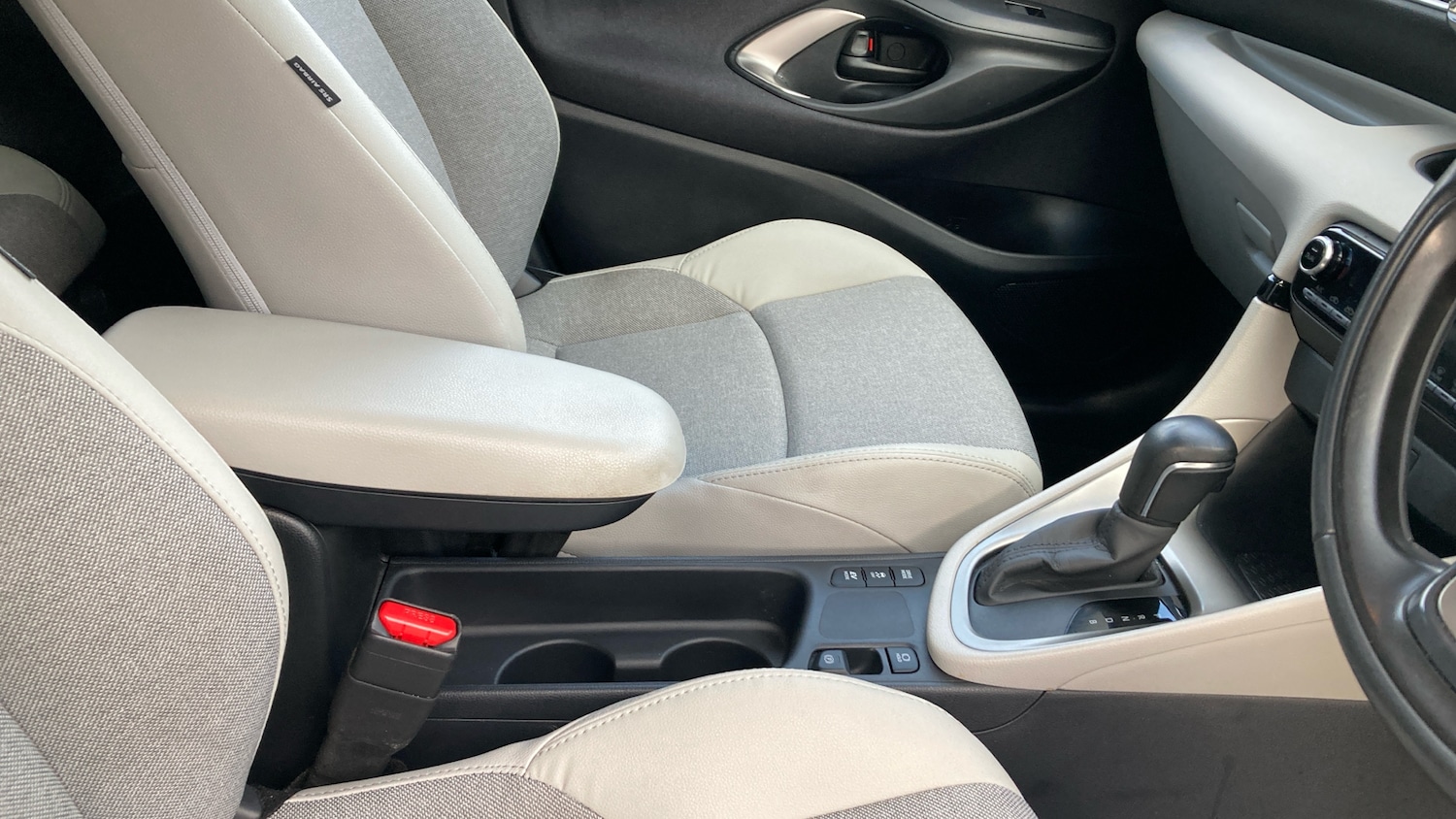 Used Toyota Yaris 2023 for sale - 77375799: Photo 34