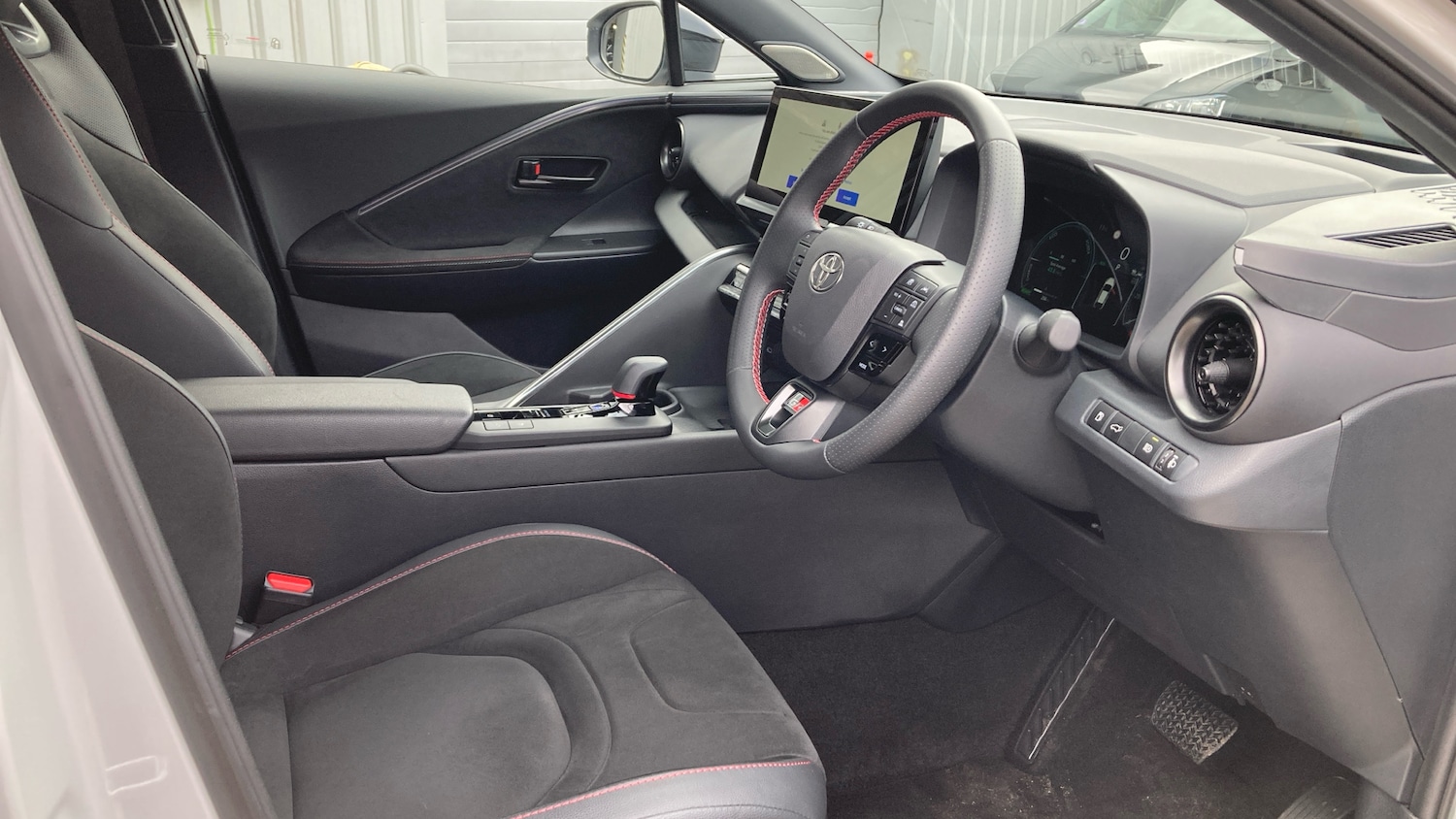 Used Toyota C-HR 2025 for sale - 78225458: Photo 11