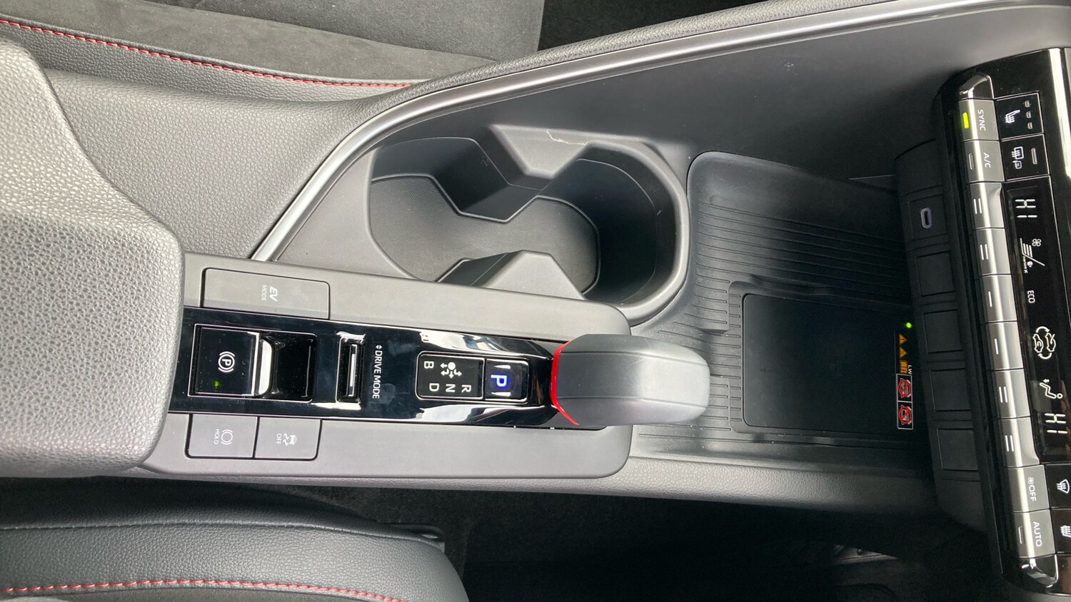 Used Toyota C-HR 2025 for sale - 78225458: Photo 39