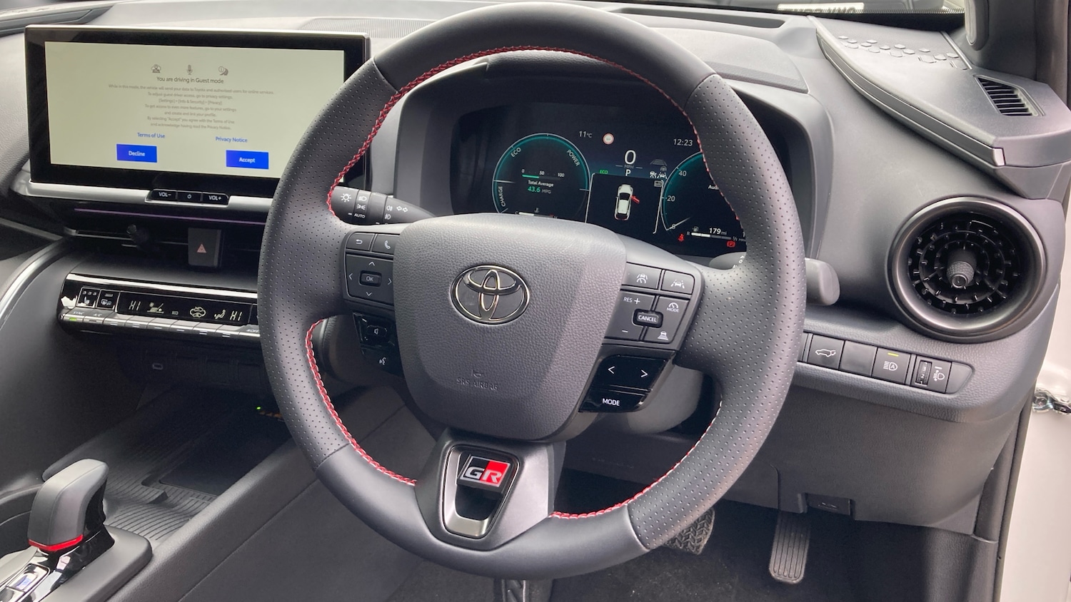 Used Toyota C-HR 2025 for sale - 78225458: Photo 8