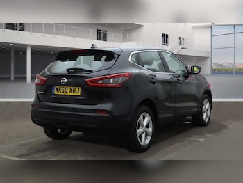 Used Nissan Qashqai 2018 for sale - 77409775: Photo