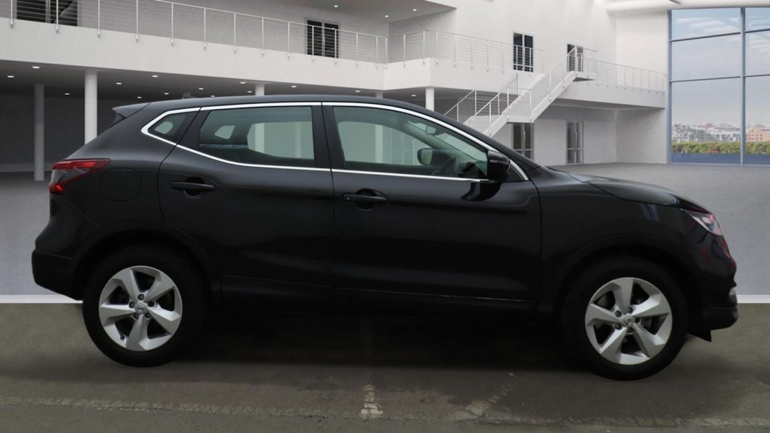 Used Nissan Qashqai 2018 for sale - 77409775: Photo 3
