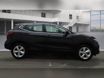 Used Nissan Qashqai 2018 for sale - 77409775: Photo