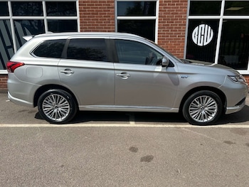 Used Mitsubishi Outlander 2019 for sale - 75297268: Photo