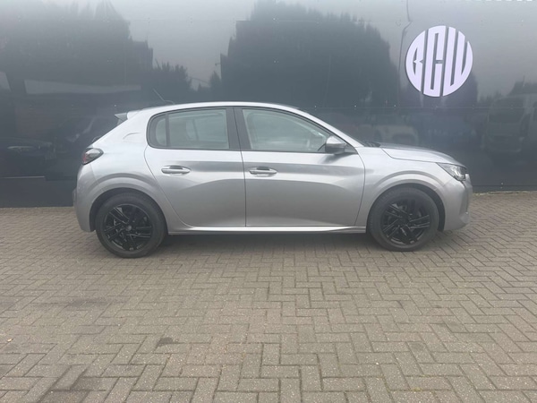 Used Peugeot 208 2021 for sale - 75516331: Photo 3