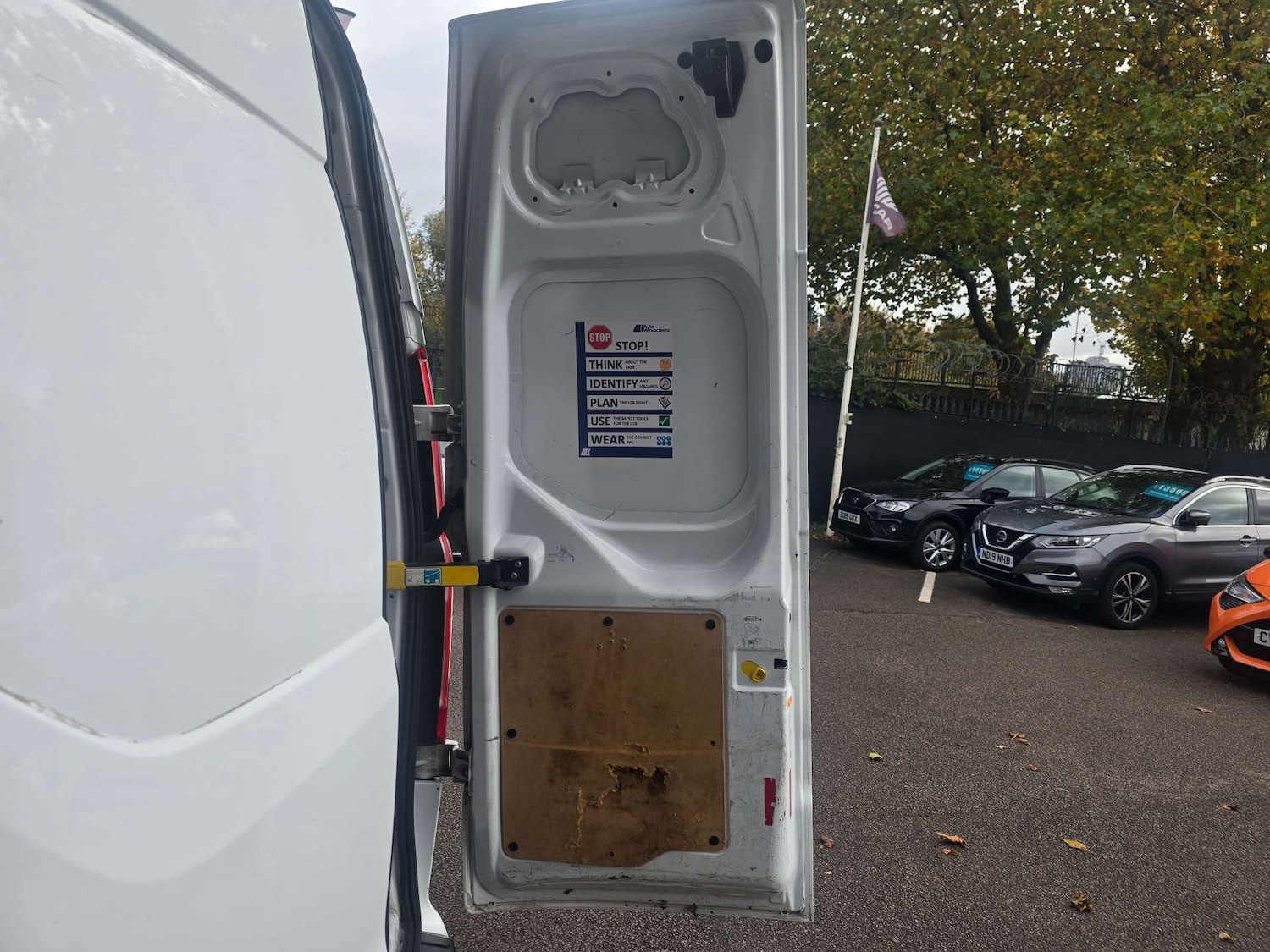 Used Ford Transit Custom 2020 for sale - 75590401: Photo 11