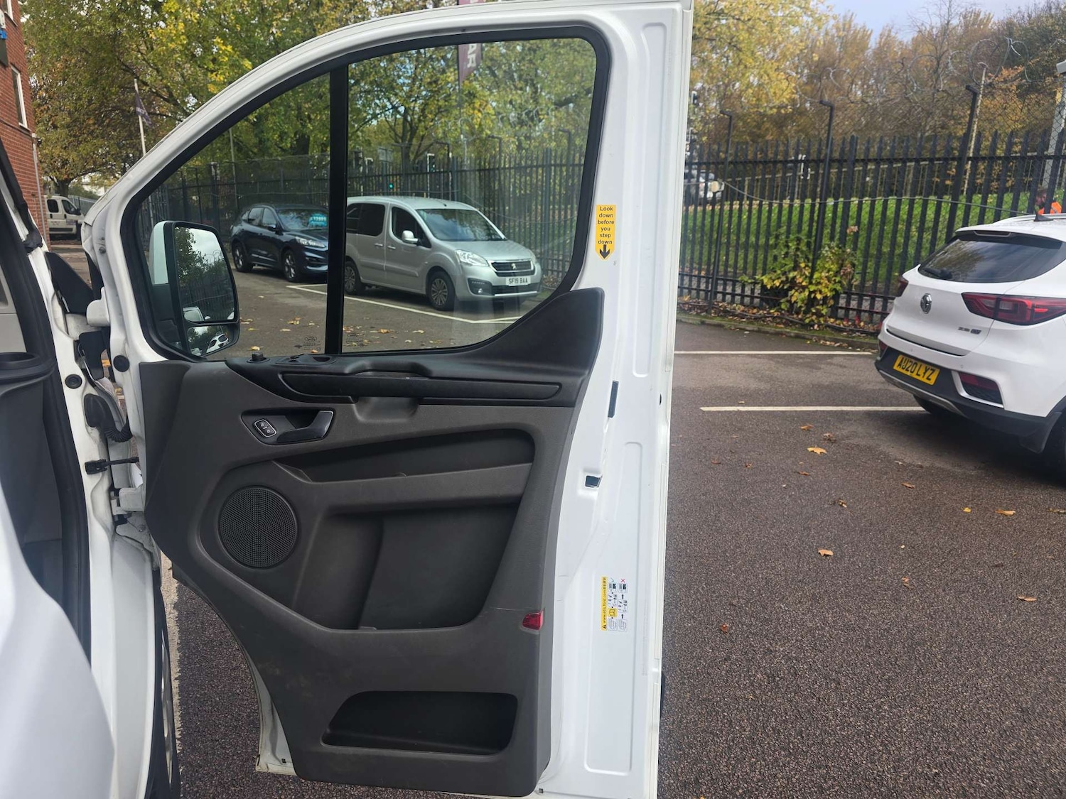 Used Ford Transit Custom 2020 for sale - 75590401: Photo 13