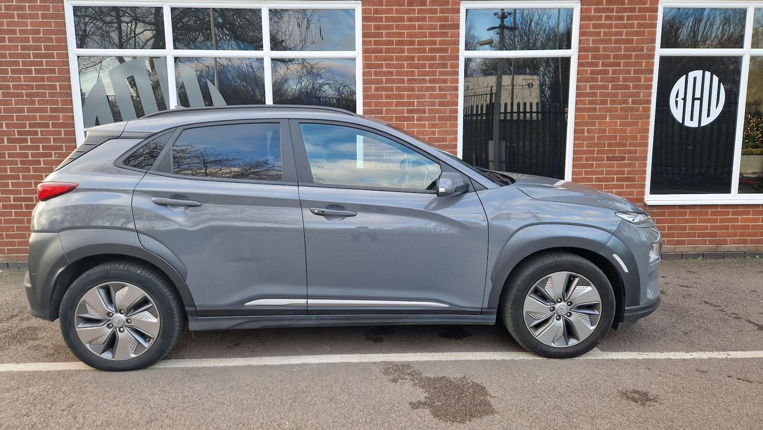 Used Hyundai KONA 2021 for sale - 77077452: Photo 2