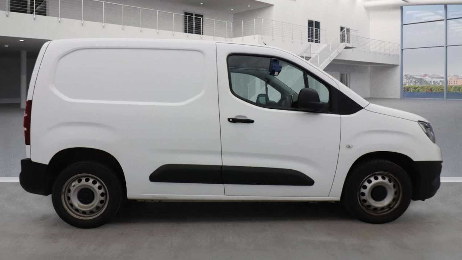 Used Vauxhall Combo 2021 for sale - 77129814: Photo 5
