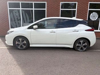 Used Nissan Leaf 2021 for sale - 79411064: Photo