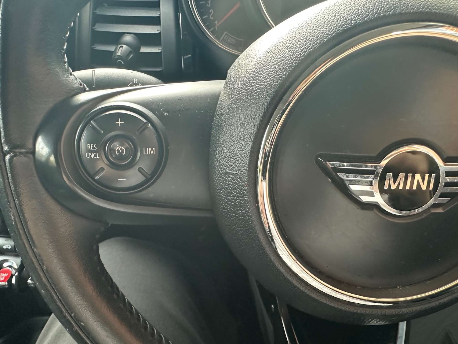 Used MINI Hatch 2018 for sale - 76132433: Photo 13