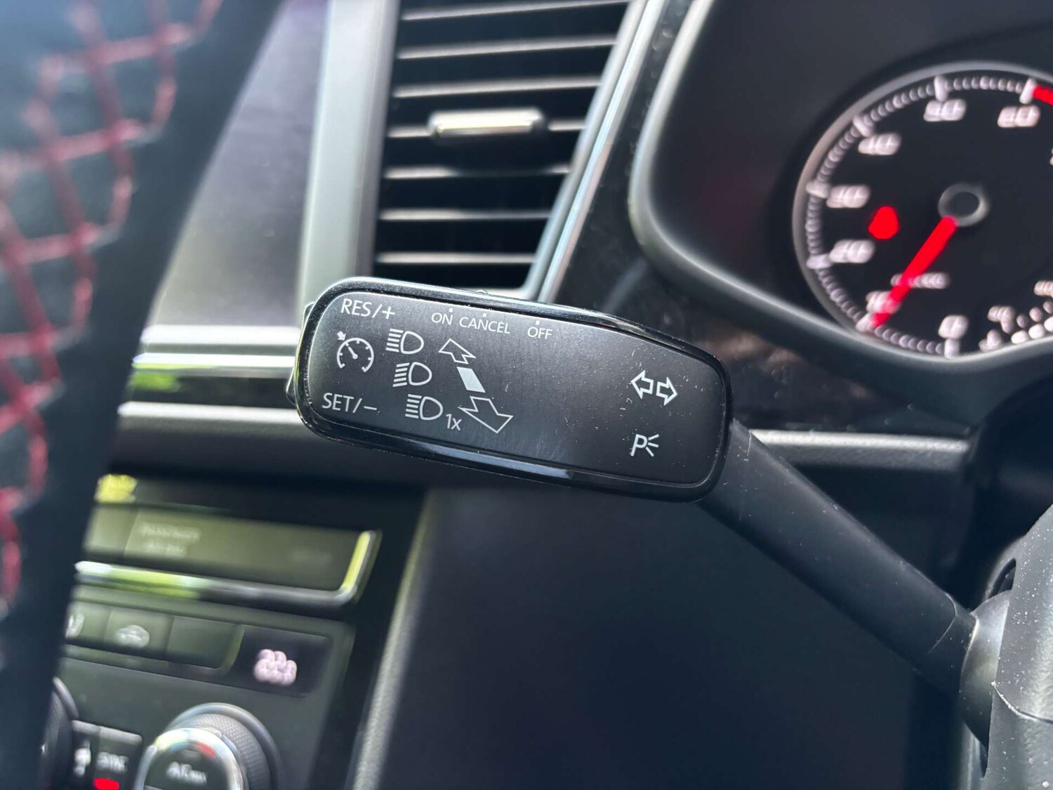 Used SEAT Leon 2019 for sale - 75631374: Photo 32