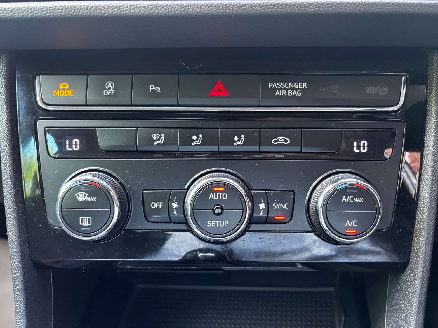 Used SEAT Leon 2019 for sale - 75631374: Photo 45