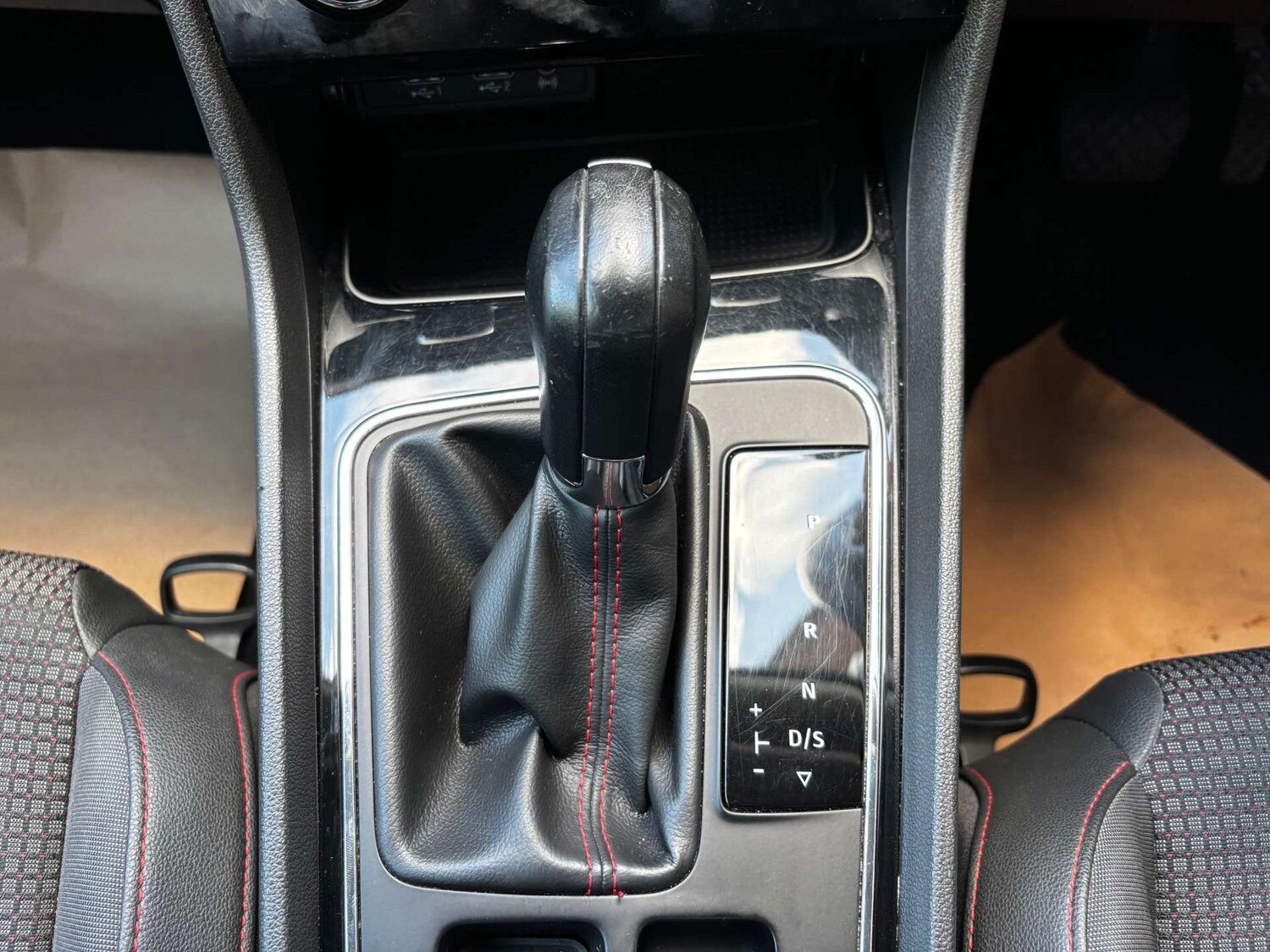 Used SEAT Leon 2019 for sale - 75631374: Photo 48