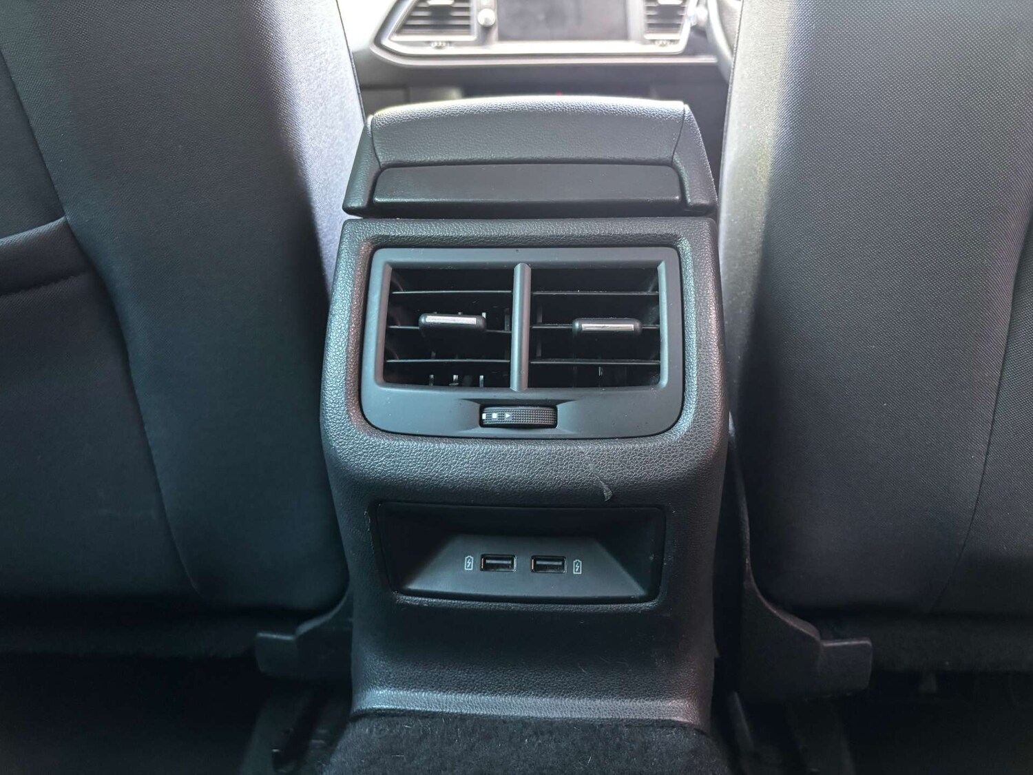 Used SEAT Leon 2019 for sale - 75631374: Photo 50