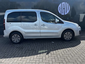 Used Peugeot Partner Tepee 2019 for sale - 75858519: Photo