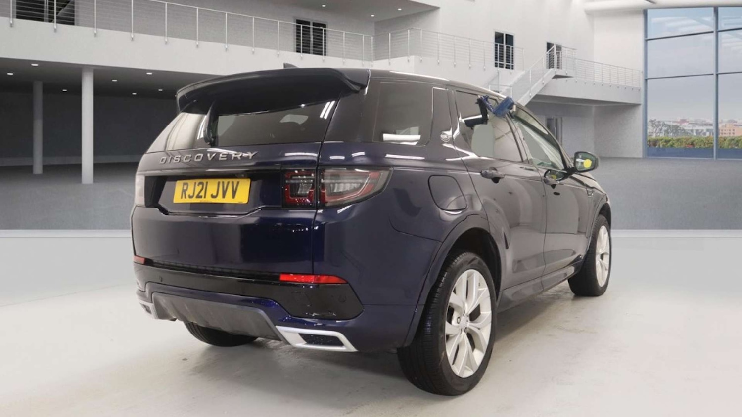 Used Land Rover Discovery Sport 2021 for sale - 77326128: Photo 4