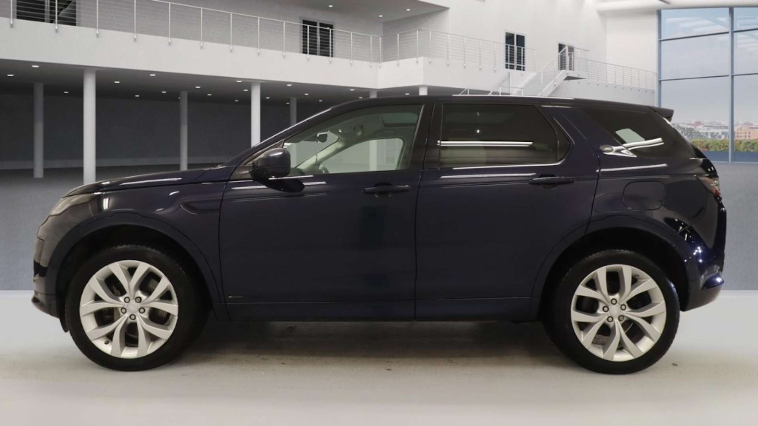 Used Land Rover Discovery Sport 2021 for sale - 77326128: Photo 6