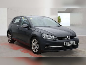 Used Volkswagen Golf 2019 for sale - 78703857: Photo