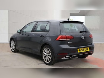 Used Volkswagen Golf 2019 for sale - 78703857: Photo