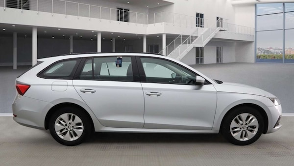 Used Skoda Octavia 2022 for sale - 76231899: Photo 5