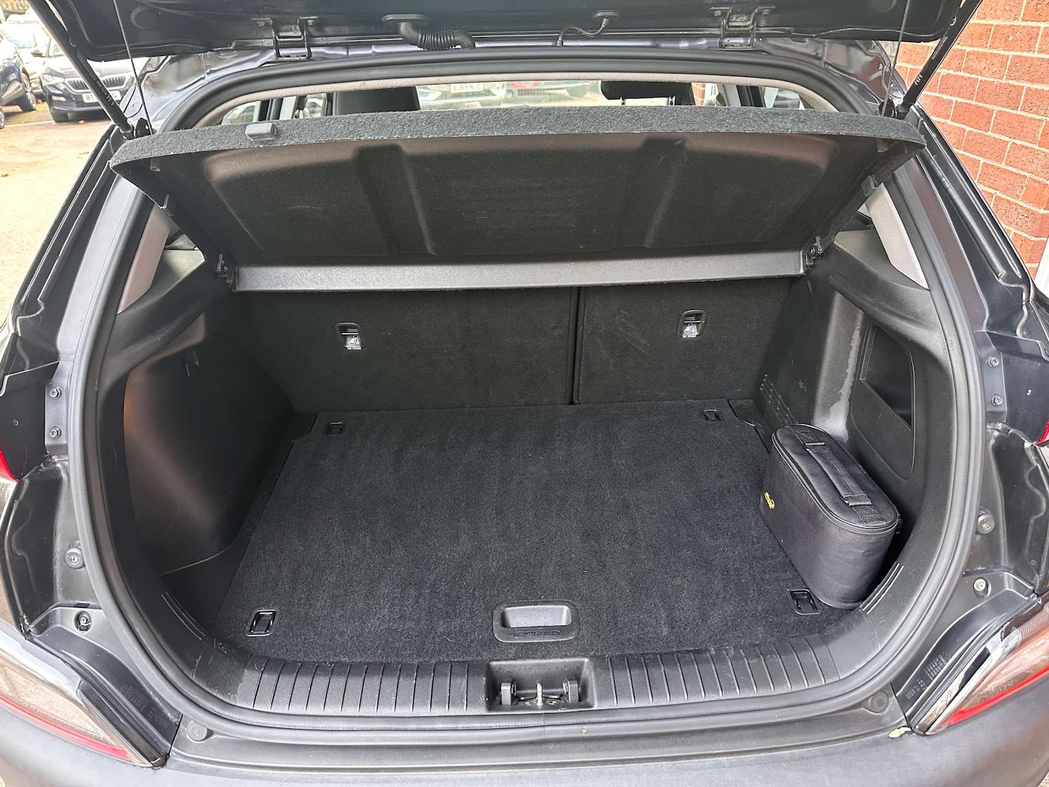 Used Hyundai KONA 2021 for sale - 76277616: Photo 12