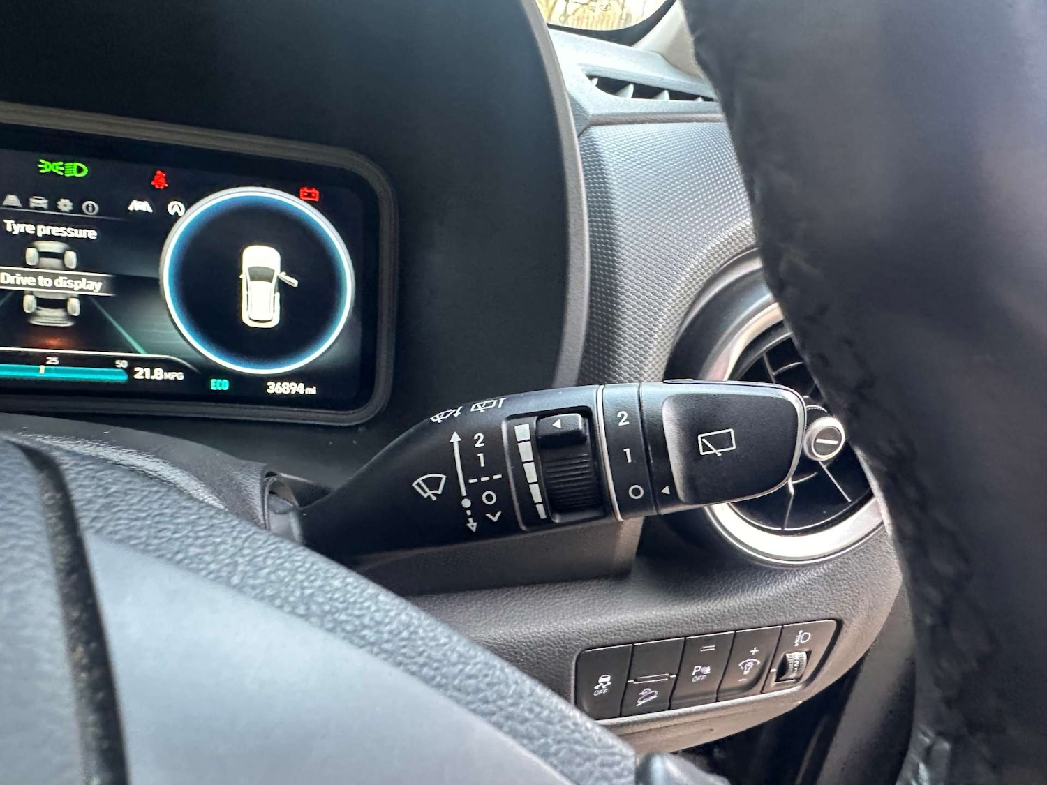 Used Hyundai KONA 2021 for sale - 76277616: Photo 30